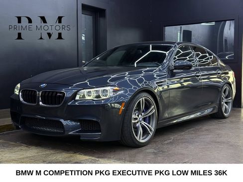 Used 2015 BMW M5 RWD image 1