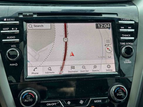 Used 2024 Nissan Murano SL FWD image 32