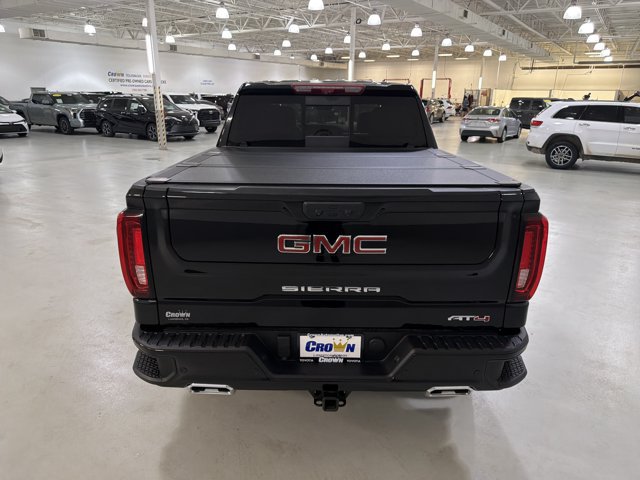 Used 2025 GMC Sierra 1500 AT4 w/ AT4 Premium Package AWD/4WD image 8