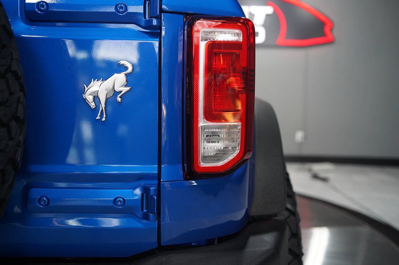 Used 2022 Ford Bronco 2-Door AWD/4WD image 34