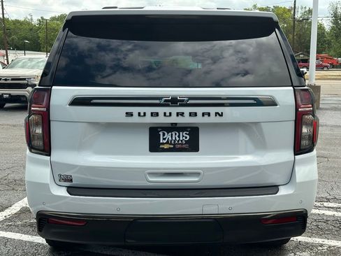 Used 2021 Chevrolet Suburban Z71 w/ Luxury Package AWD/4WD image 5