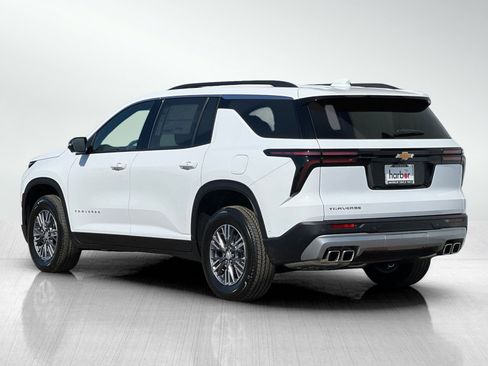 New 2025 Chevrolet Traverse LT w/ Enhanced Driving Package image 6
