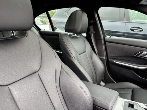 Used 2020 BMW 330i Sedan w/ Convenience Package RWD image 35