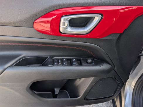 Used 2022 Jeep Compass Trailhawk image 20