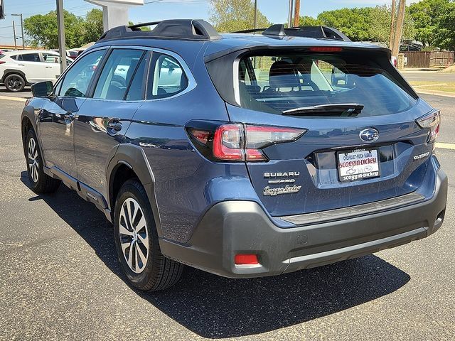 Certified 2025 Subaru Outback AWD/4WD image 3