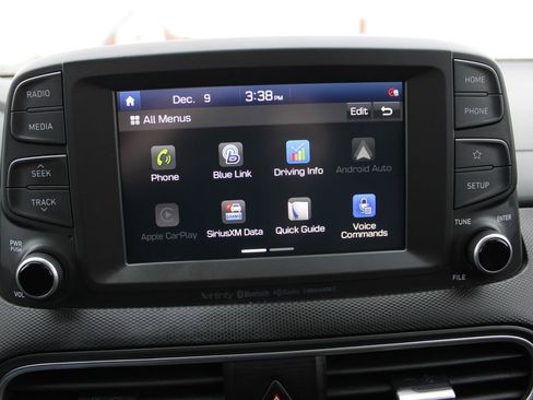 Used 2020 Hyundai Kona Limited image 14