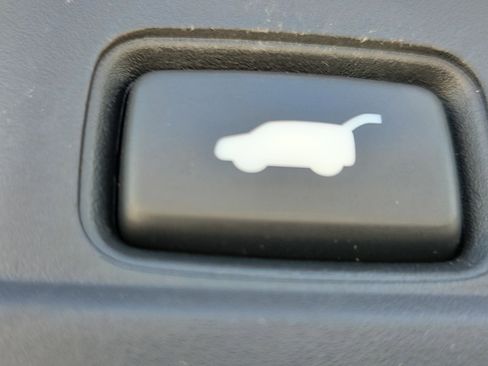 Used 2022 Honda Pilot TrailSport image 14