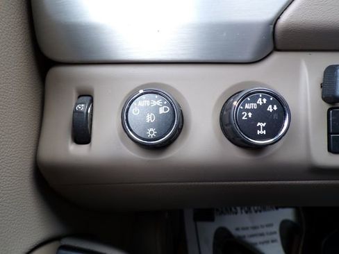 Used 2015 GMC Yukon XL SLE w/ Convenience Package image 23