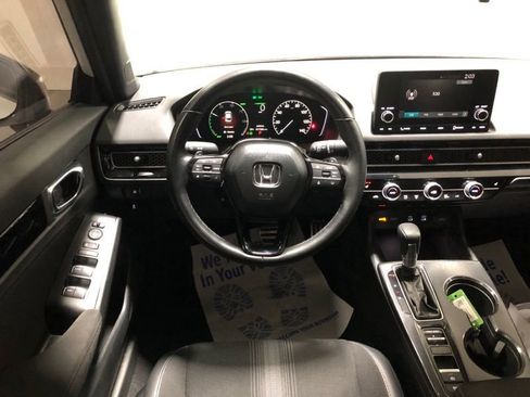 Used 2025 Honda Civic Sport image 31