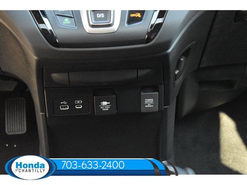 New 2026 Honda Odyssey Touring image 23