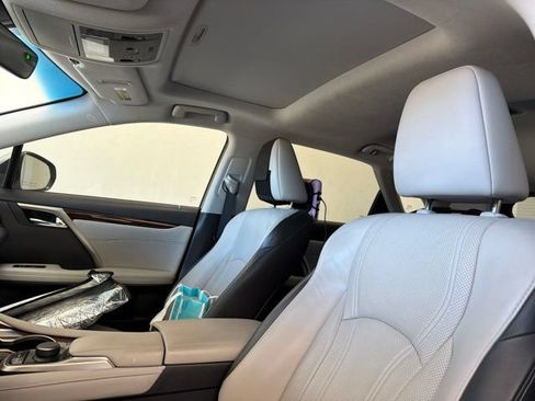 Used 2018 Lexus RX 350 FWD w/ Premium Package image 14