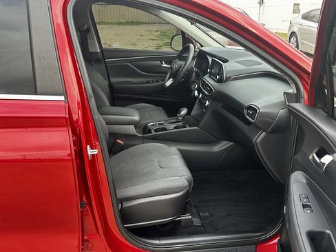 Used 2019 Hyundai Santa Fe SE FWD image 12