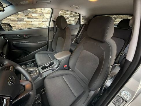 Used 2023 Hyundai Kona SEL AWD/4WD image 22