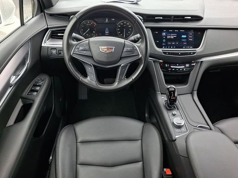 Used 2020 Cadillac XT5 Luxury FWD image 11