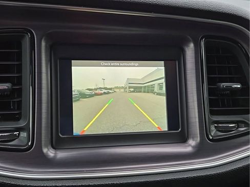 Used 2018 Dodge Challenger R/T image 27