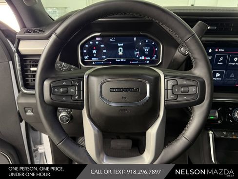 Used 2024 GMC Sierra 3500 Denali w/ Denali Reserve Package AWD/4WD image 23
