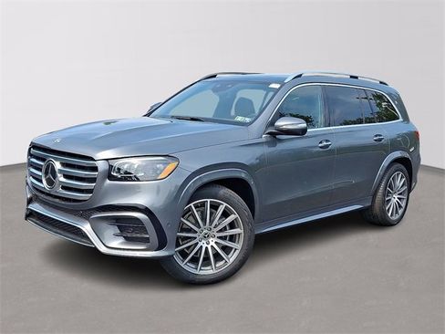Used 2025 Mercedes-Benz GLS 450 4MATIC image 1