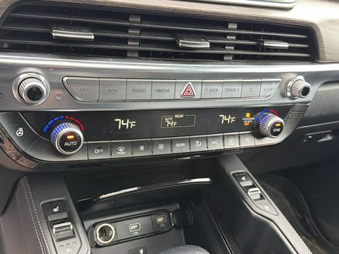 Used 2021 Kia Telluride EX w/ EX Premium Package image 12