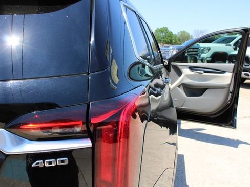 Used 2020 Cadillac XT6 Premium Luxury FWD image 41