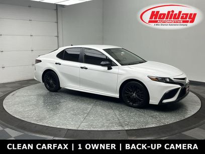 Used 2022 Toyota Camry SE w/ Carpet Mat Package (TMS)
