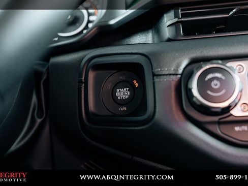 Used 2024 Jeep Wrangler Unlimited Rubicon 392 image 28