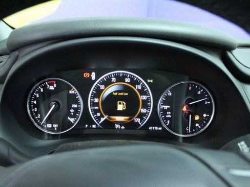 Used 2019 Buick LaCrosse Premium image 19