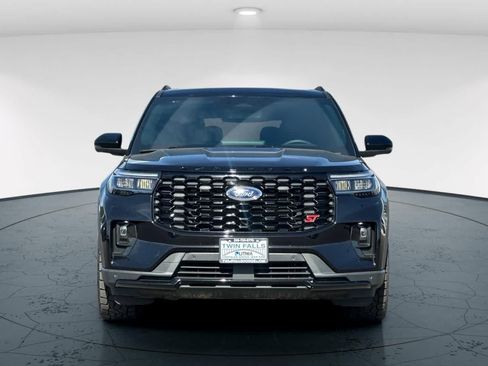 Used 2025 Ford Explorer ST AWD/4WD image 10