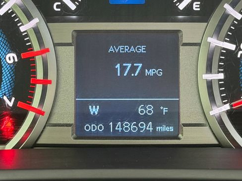 Used 2015 Toyota 4Runner SR5 Premium RWD image 31