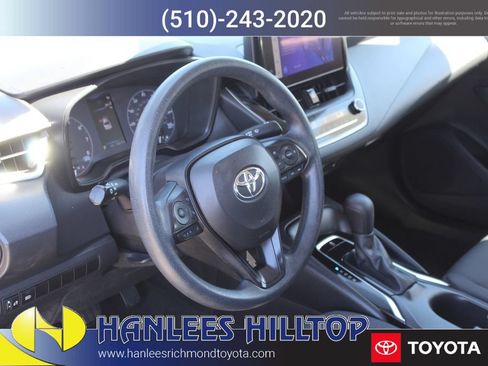 Used 2023 Toyota Corolla LE FWD image 11