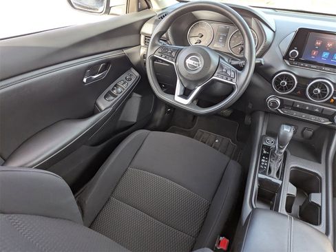 Used 2023 Nissan Sentra S image 17