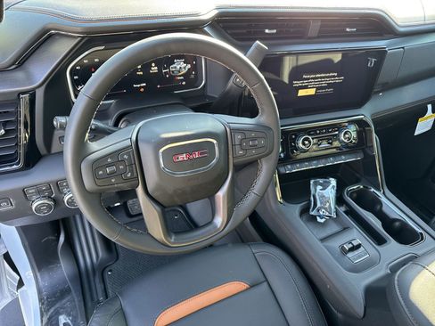 Used 2026 GMC Sierra 2500 AT4 w/ AT4 Premium Plus Package image 18