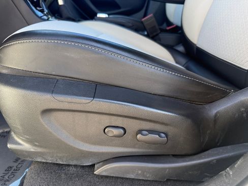 Used 2018 Buick Encore Preferred FWD image 10