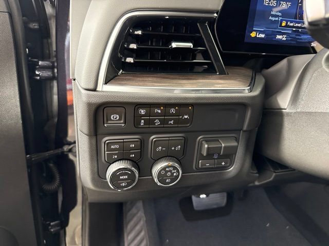 New 2026 Chevrolet Tahoe Z71 w/ Z71 Off-Road Package AWD/4WD image 15