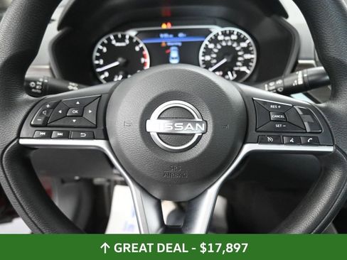 Used 2024 Nissan Altima 2.5 SV image 37