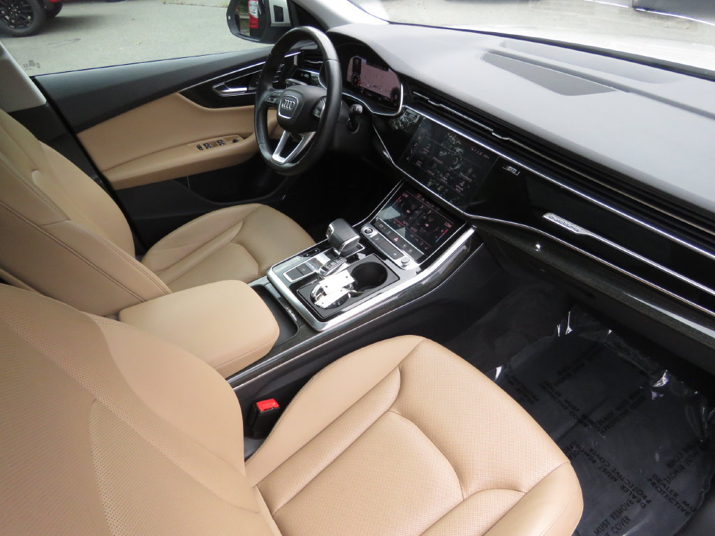 Used 2021 Audi Q8 Premium Plus w/ Premium Plus Package AWD/4WD image 14