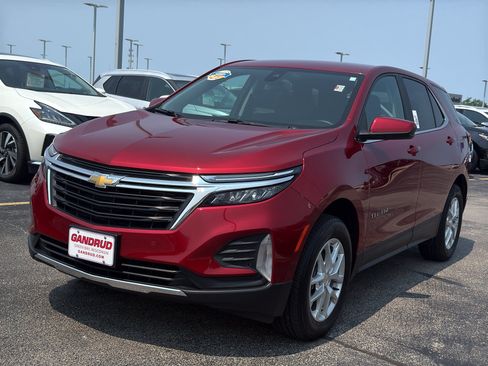 Certified 2023 Chevrolet Equinox LT AWD/4WD image 2