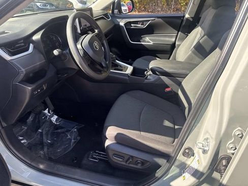 Used 2023 Toyota RAV4 XLE image 19