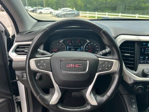 Used 2019 GMC Acadia SLT FWD image 14