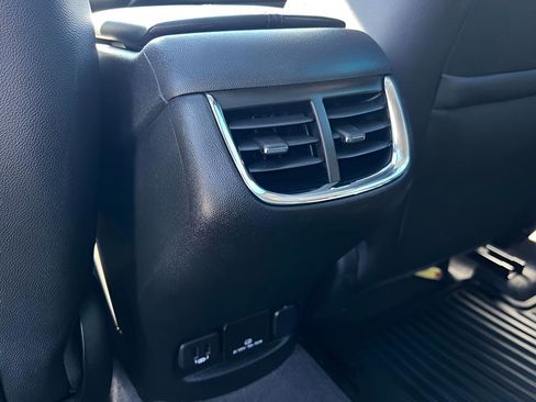 Used 2018 Chevrolet Malibu LT w/ True North Edition FWD image 21