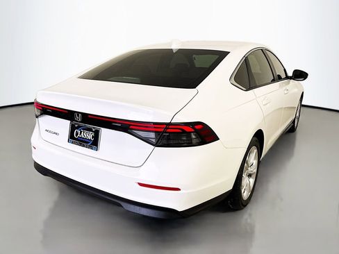 New 2026 Honda Accord LX image 7