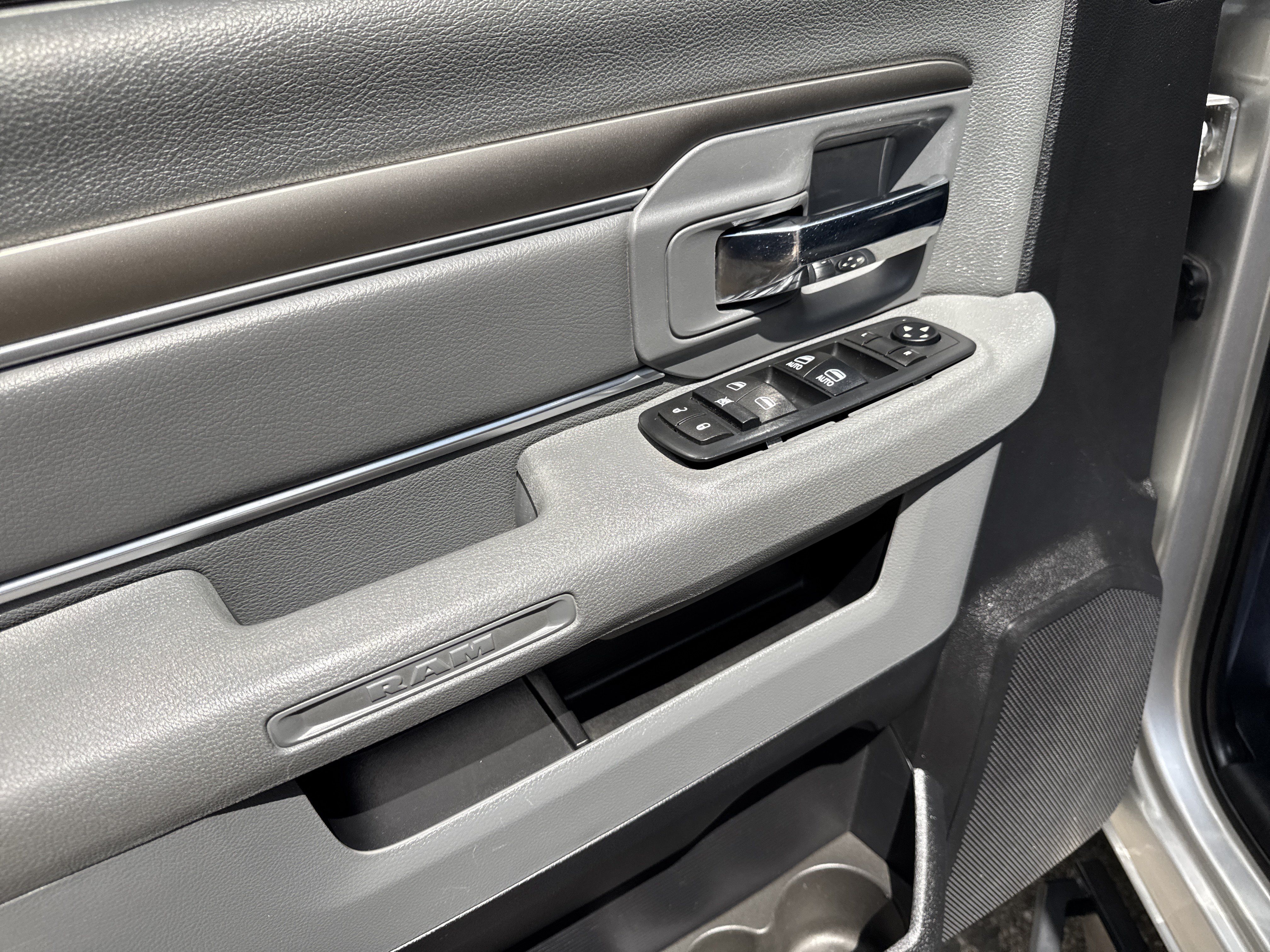 Used 2016 RAM 1500 Big Horn AWD/4WD image 22
