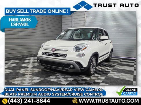 Used 2020 FIAT 500L Trekking w/ Popular Equipment Group image 1