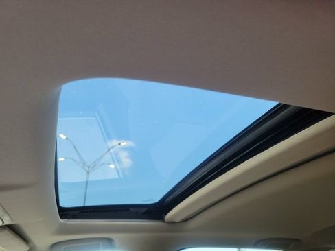 Used 2018 Honda CR-V EX image 18