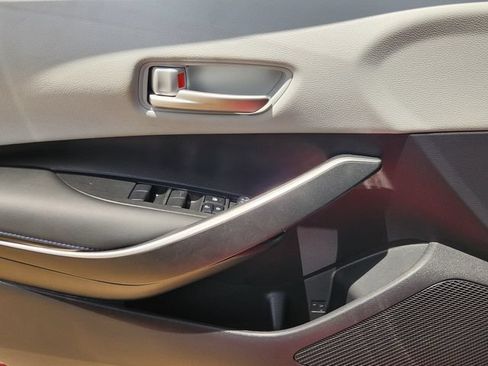 Used 2022 Toyota Corolla SE FWD image 17