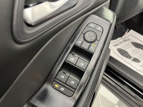 Used 2026 Nissan Rogue SV FWD image 25