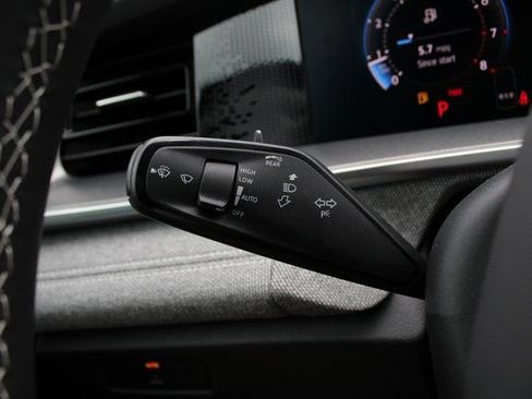 New 2025 Volkswagen Tiguan S FWD image 11