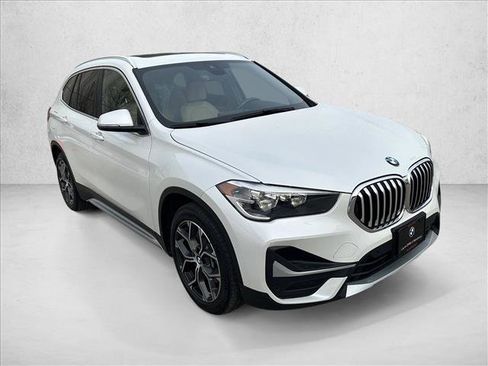 Used 2021 BMW X1 xDrive28i w/ Convenience Package image 3