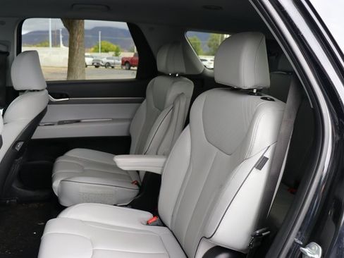 Used 2025 Hyundai Palisade SEL image 14