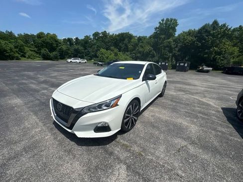 Used 2021 Nissan Altima 2.5 SR FWD image 22