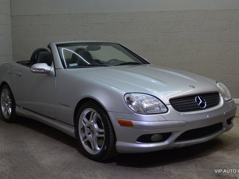 Used 2002 Mercedes-Benz SLK 32 AMG image 1